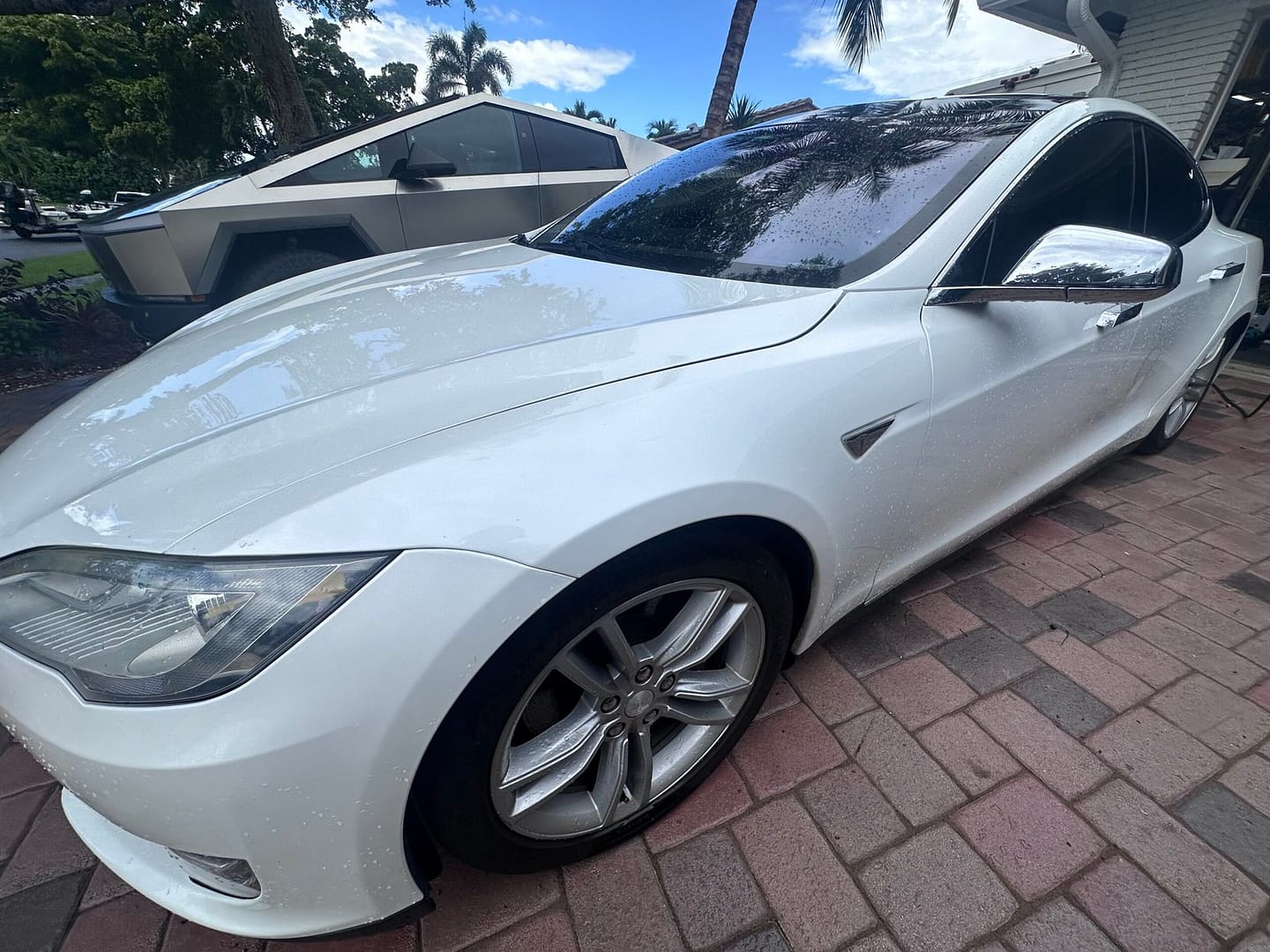 05DF547C-9ED9-4407-9ADE-C2D593EA0494