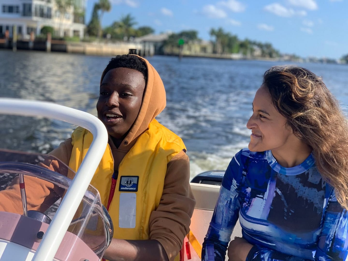 A4634E6C-D0F1-46CB-BEE9-523A8271E9B0